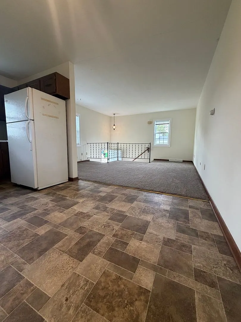 One Bedroom Duplex — Photo 4