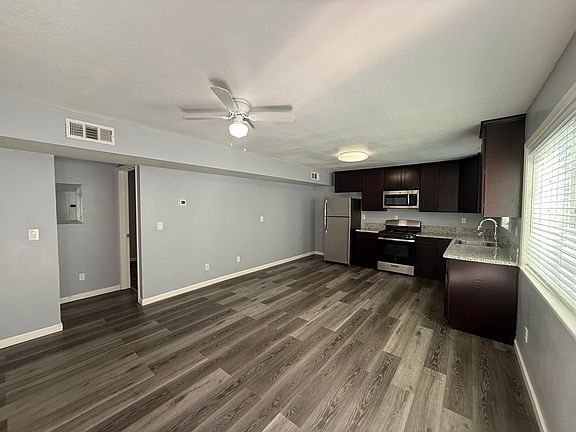 3rd image of 2611 U St APT 2