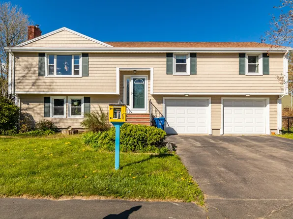 17 Wingate Drive, Portland, ME 04102