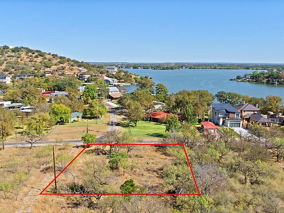 3rd image of 500 Sandy Mountain Dr