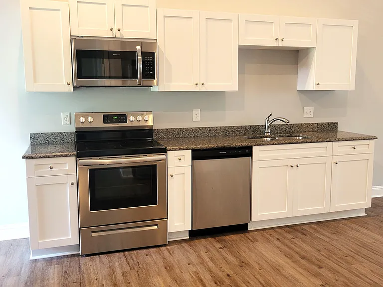 94 N Knoll Rd — Photo 7