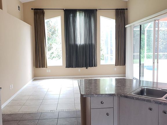 5th image of 129 Brittany Ln