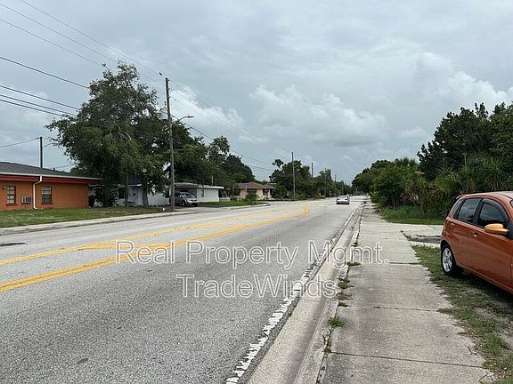 3rd image of 333 S Highland Ave
