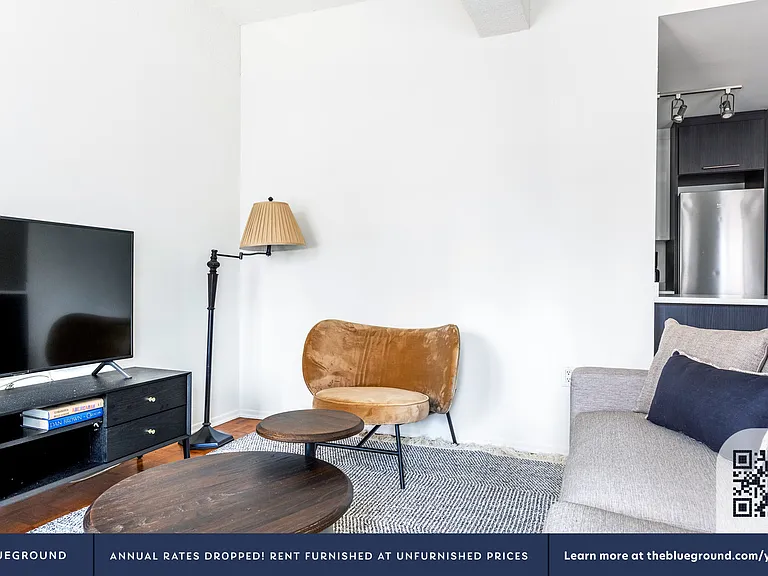 360 W 34th St #12W — Photo 3