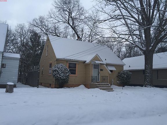 3rd image of 3104 Highland St