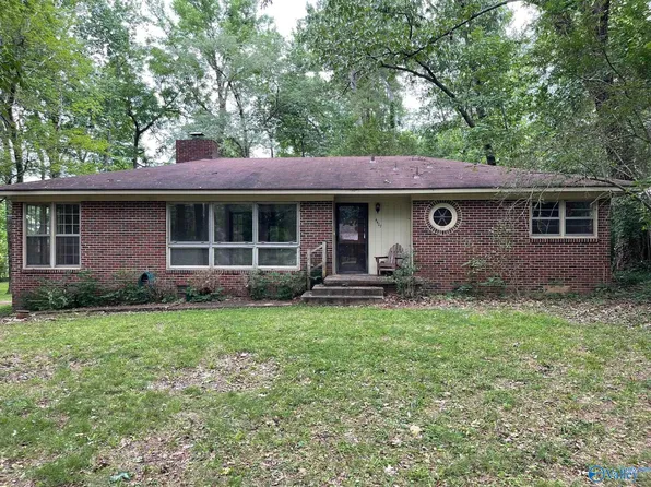 4407 Choctaw Cir SE, Huntsville, AL 35801
