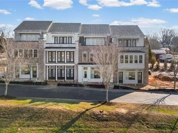 73 Bourbon St #5, Senoia, GA 30276