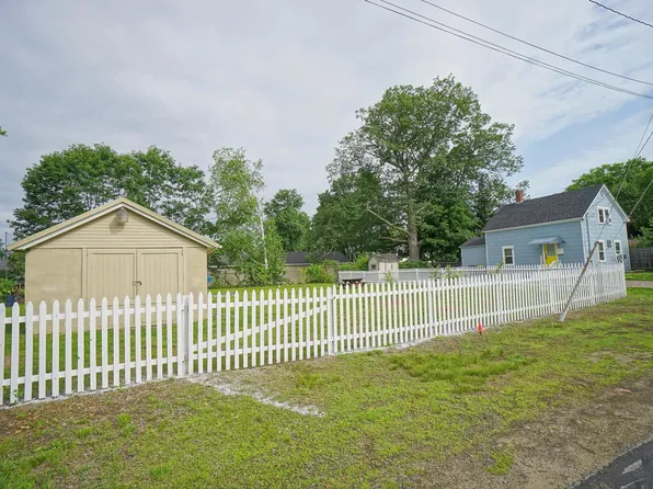 13 Lindsay Court, Laconia, NH 03246