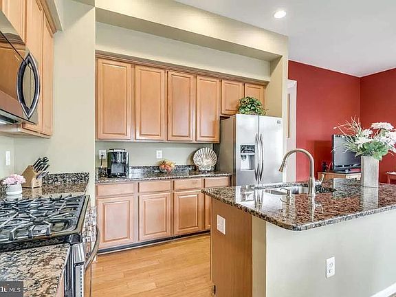 4th image of 13605 Cedar Run Ln