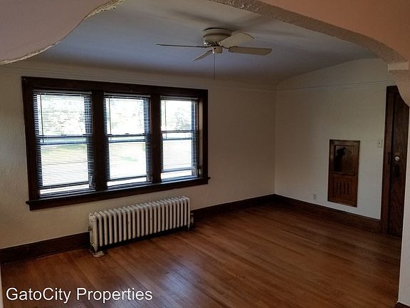 2nd image of 4757 S Lake Dr APT 06