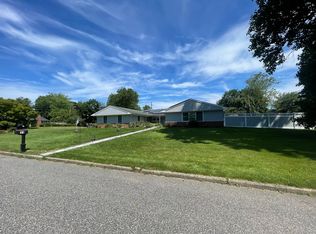 (Undisclosed Address), Stony Brook, NY 11790