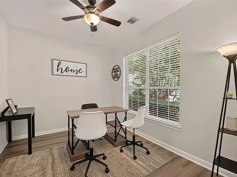 14 Sprite Woods Pl — Photo 4