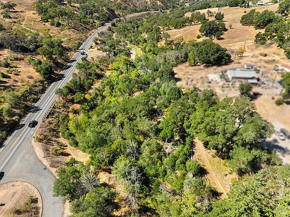 3rd image of 3701 Porter Creek Road