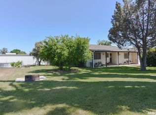 924 Hickman Rd, Hickman, CA 95323