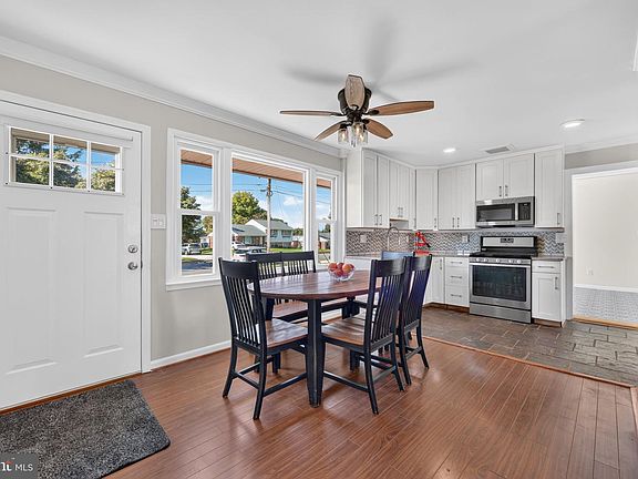 5th image of 5305 Oldcastle Ln