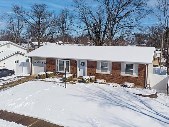 2nd image of 321 Burncoate Dr