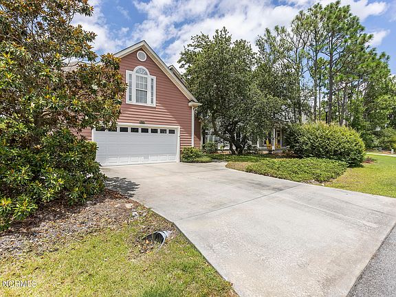 2nd image of 3581 Sanderling Drive SE