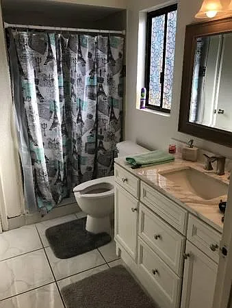 1505 Hialeah Dr — Photo 20