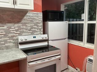 6481 NW 29th St #B, Fort Lauderdale, FL 33313