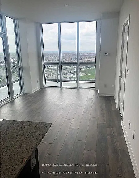 4633 Glen Erin Dr #Penthouse 09 — Photo 10