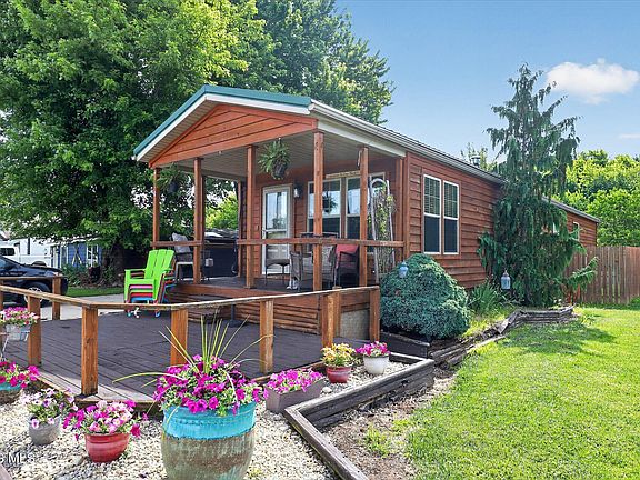 3rd image of 3785 Shannon Rd #234