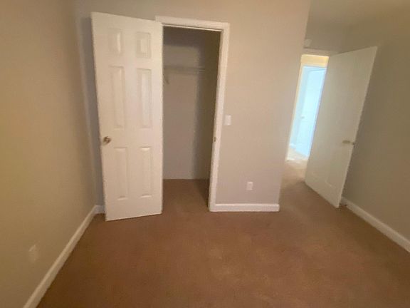4th image of 904 N Montgomery St #5