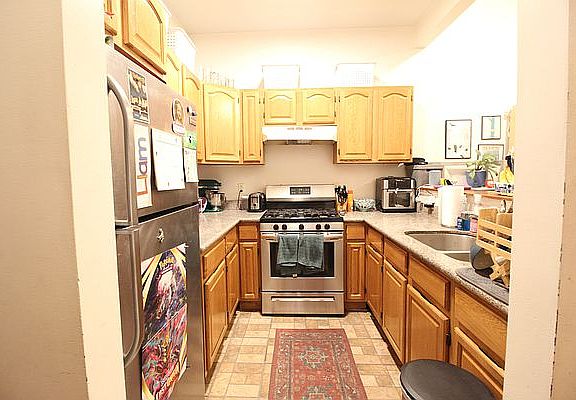 2nd image of 694 Washington Ave #1