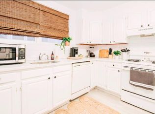 1224 S 13th St #1F, Philadelphia, PA 19147