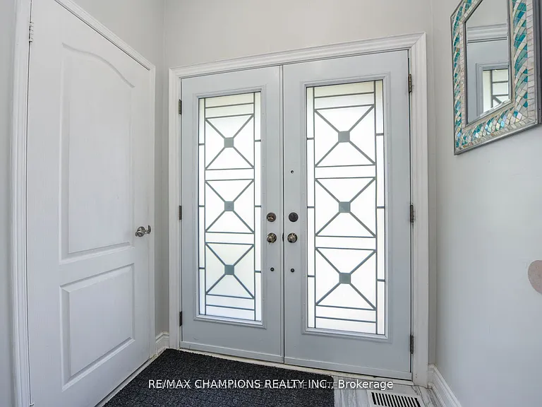 30 Feather Reed Way — Photo 3