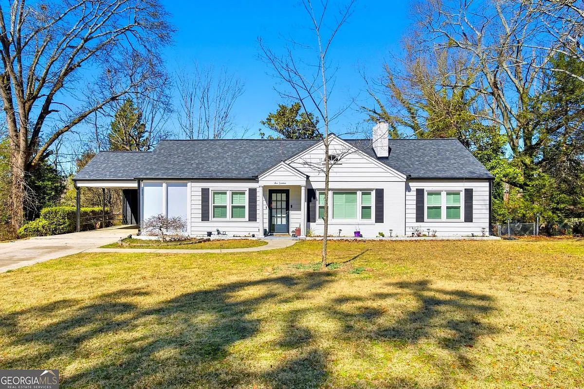 516 Stillwood Dr photo 1