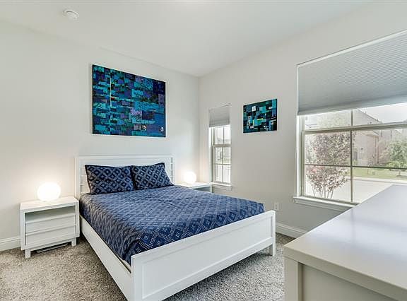 4th image of 8233 Horsetail Ct