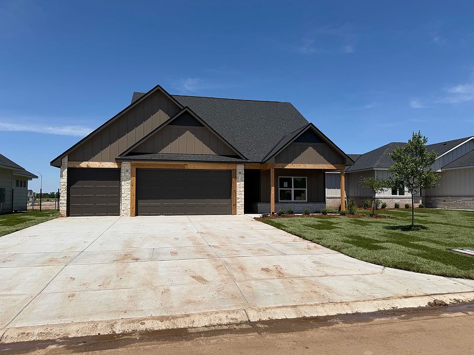 1st image of 742 N Rainbow Lake Ct