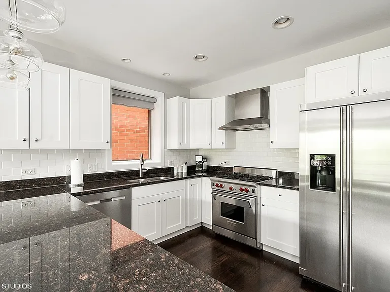 2305 W Wabansia Ave #3 — Photo 7