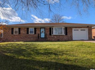 3707 15th St D, Moline, IL 61265