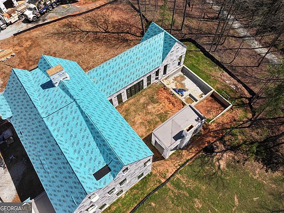 5th image of 110 Reed Way