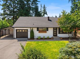 6716 Penny Ln, Lynnwood, WA 98036