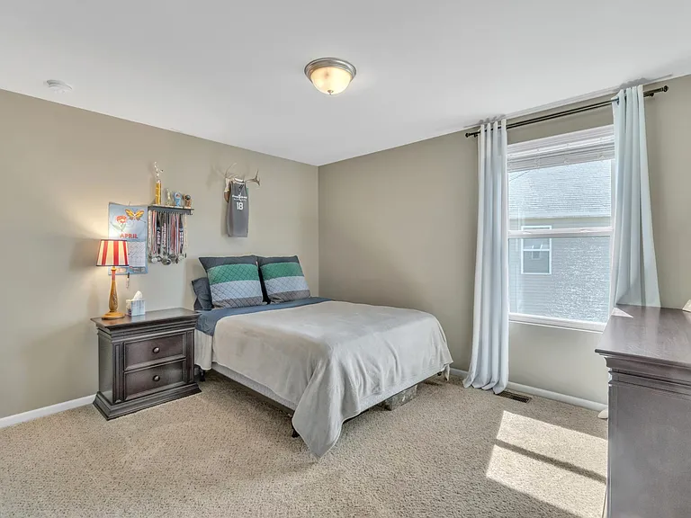 15745 Diamante Dr — Photo 43