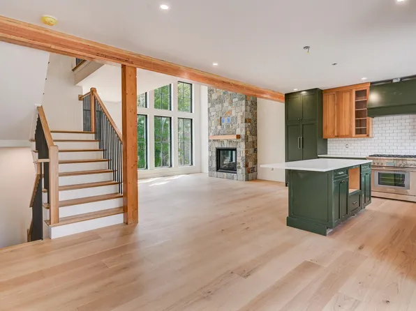 19 Black Diamond Road #6, Conway, NH 03860