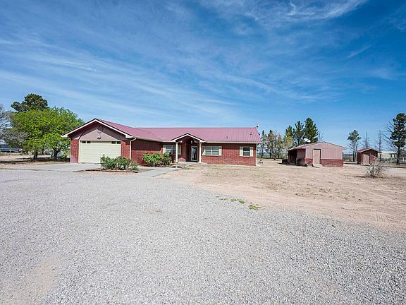 2nd image of 38 Meadowland Rd