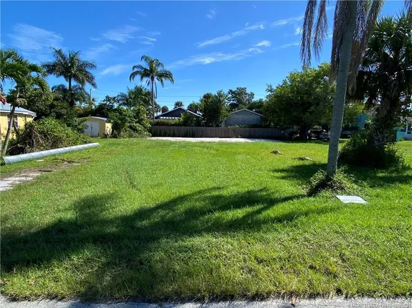 2617 SW Reilley Ave, Palm City, FL 34990