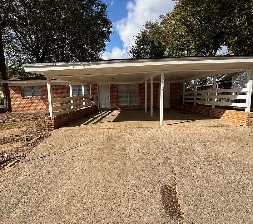 1st image of 9232 Savanna Dr