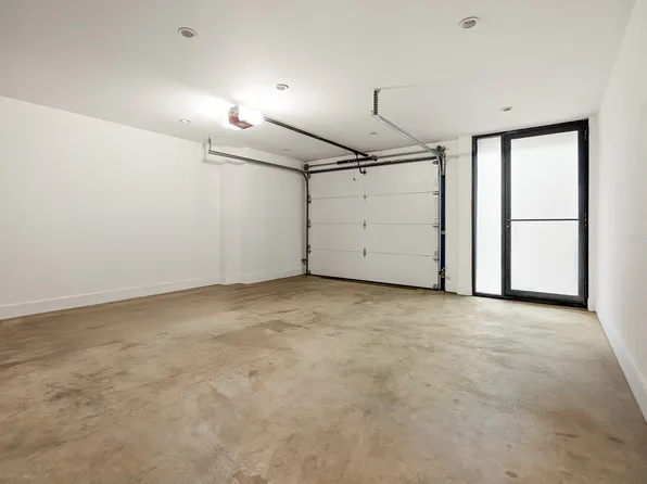 143 Meserole Street image 11 of 12