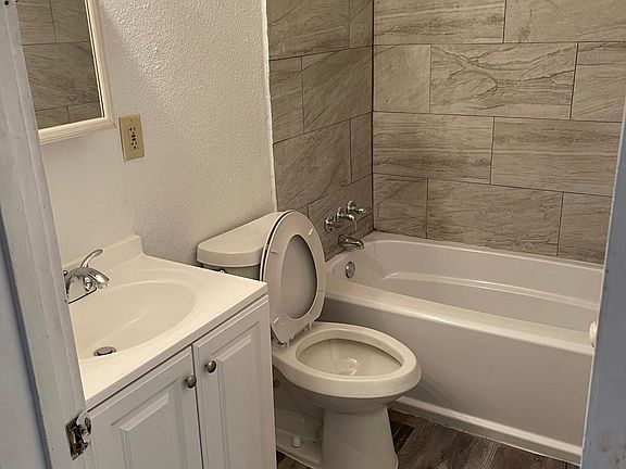 5th image of 4800 Tremont St #A