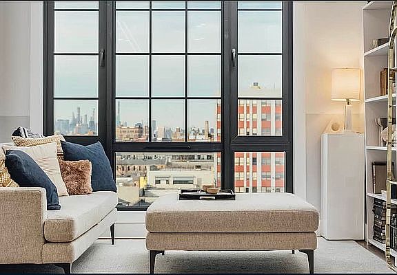 3rd image of 115 Stanwix St #251