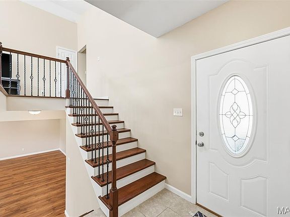 5th image of 1145 Claycrest Cir