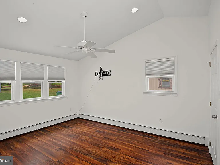 2315 English Creek Ave — Photo 18