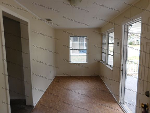 4th image of 403 8th St NE