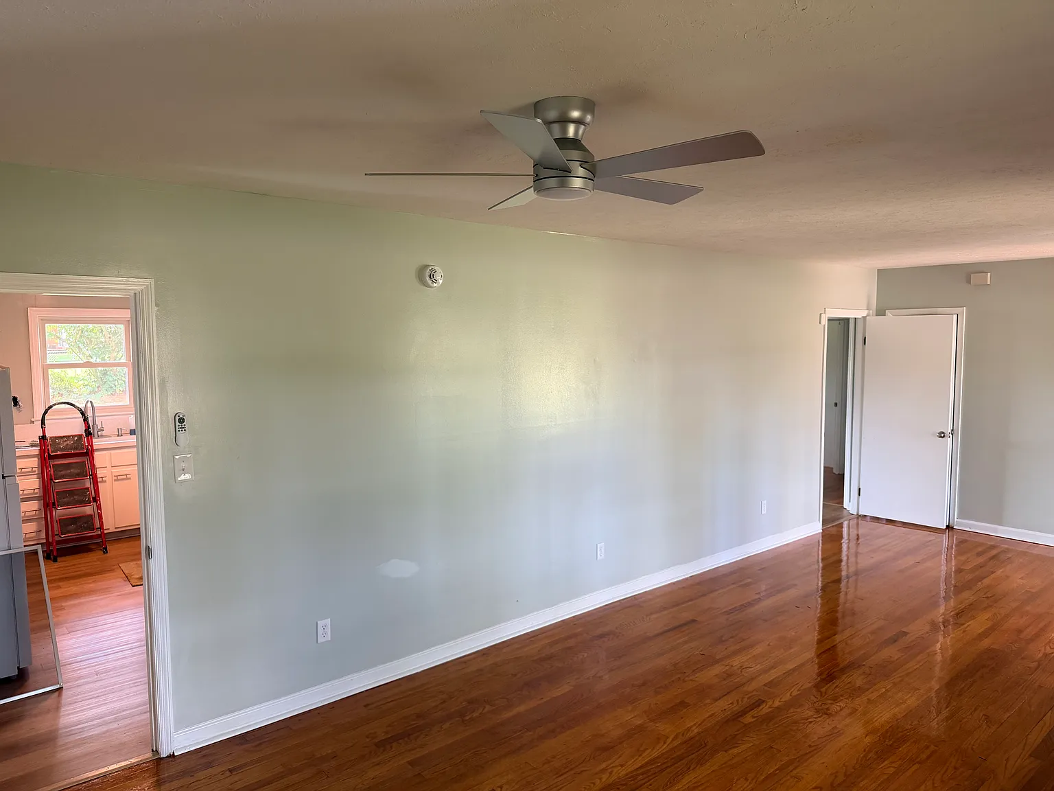3 bed, 1653 sqft, $1,550 — Photo 4