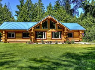 8060 NE Eaglepoint Ln, Kingston, WA 98346