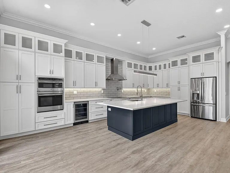 6319 C Durham Dr — Photo 2